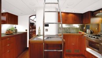 KEALOHA 8 - Galley